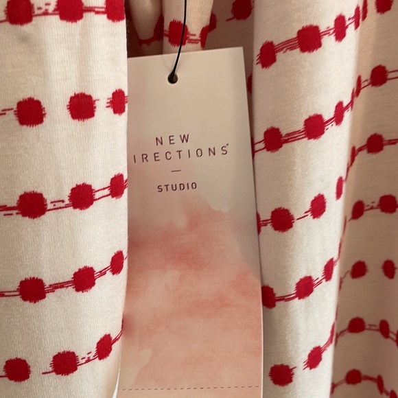 BNWT New Directions Womens 3/4 Sleeve Printed Shark Bite Hem Top High Low Sz XL - Picture 6 of 6